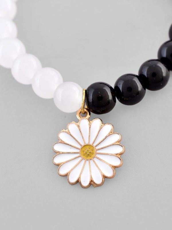 VOJ Black White Beads White Flower Elastic Bracelet For Cheap