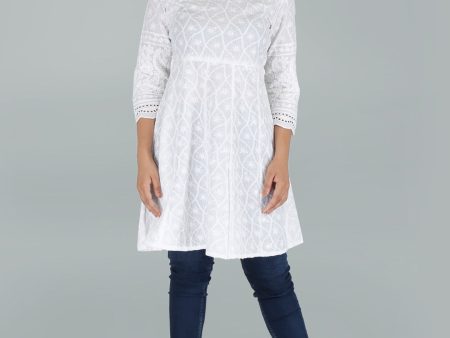 Kalini Women White Cotton Embroidered Chikankari Kurta Online Hot Sale