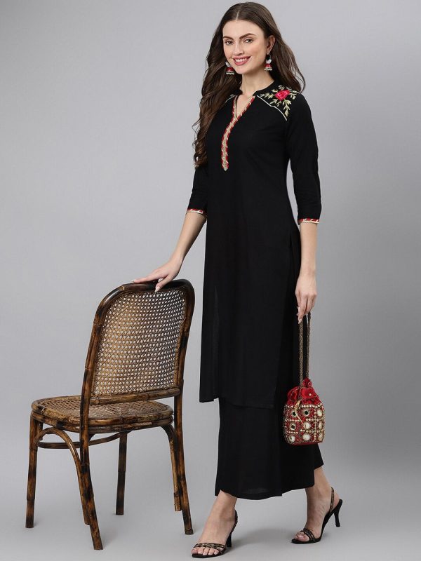 Khushal K Women Black Geometric Thread Work Kurta For Discount