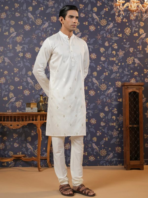 House of Pataudi Men Off White Geometric Embroidered Mirror Work Kurta on Sale